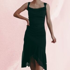Vintage Black Sleeveless Pleated Dress